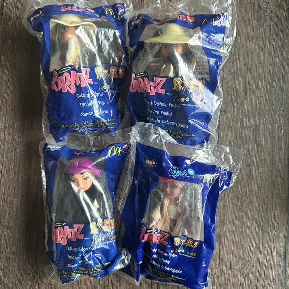 2002 Bratz McDonald’s toys - Picture 1 of 1
